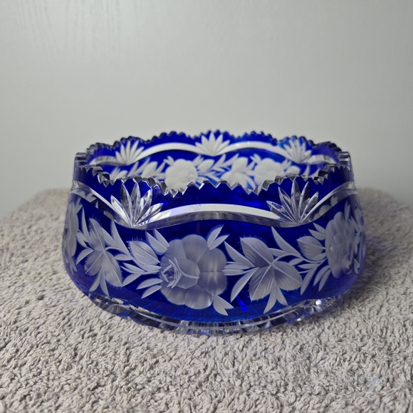 Lausiter Cobalt To Clear Crystal Bowl With Sawtooth Rim - Picture 1 of 12